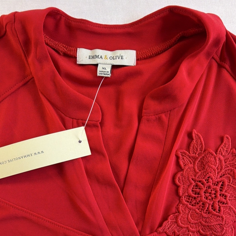 Emma & Olive Women's Red Solid Chiffon V-Neck Flutter Sleeve Blouse XL